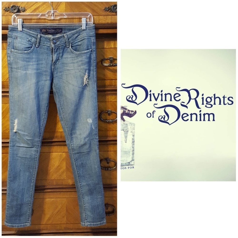 Sz 26 Divine Rights Skinny Leg Jeans